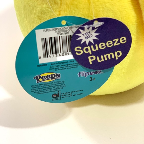 Peeps Flipeez Yellow Bunny Easter Peep Basket - Picture 4 of 10